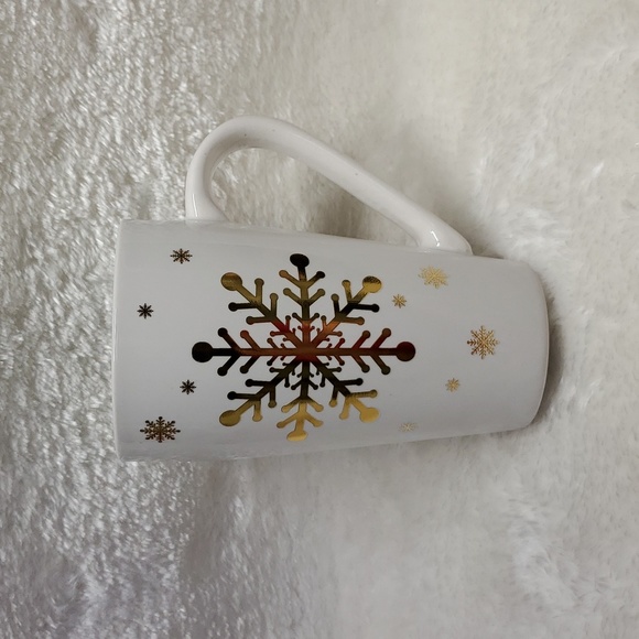 Gold metallic snowflake coffee mug - Picture 2 of 4